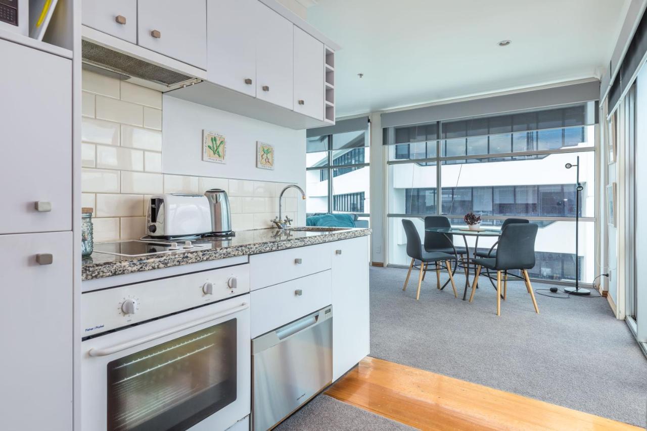Stunning Waterfront Location With Huge Balcony! Apartman Auckland Kültér fotó
