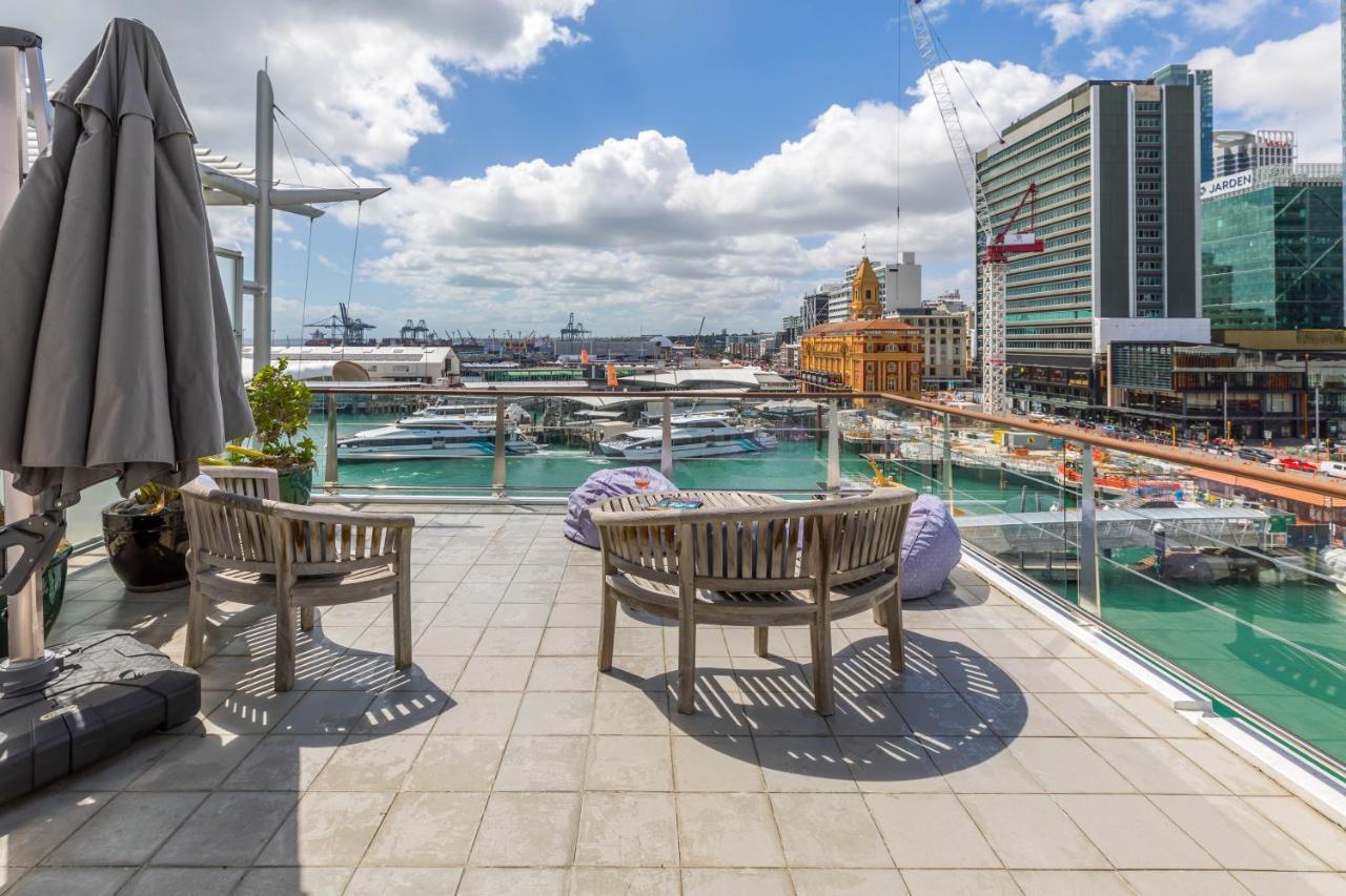 Stunning Waterfront Location With Huge Balcony! Apartman Auckland Kültér fotó
